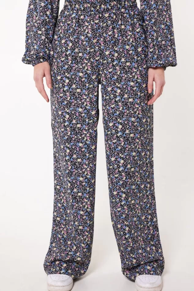 America Today Pants^Trousers Pixie